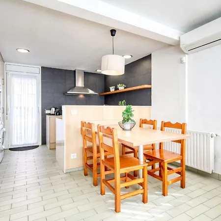 Apartament Palmeras-2 By Interhome