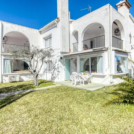 Palmeras-2 By Interhome