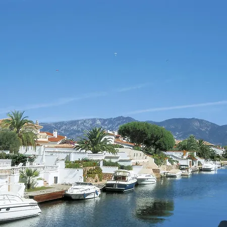 Palmeras-2 By Interhome Empuriabrava